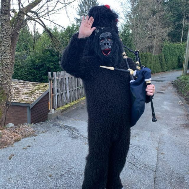 Owen Reid — Birthdays & Family bagpiper in Vancouver